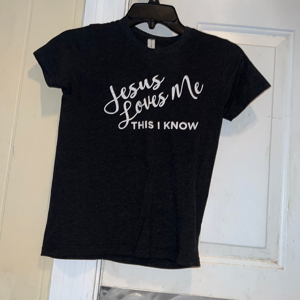 Size youth m     Brand. Bella canvas      Color black